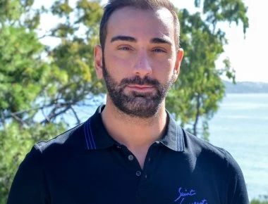 Νέες εξελίξεις για την υγεία του Νίκου Κοκλώνη - Στο χειρουργείο μετά το έμφραγμα ο παρουσιαστής (βίντεο)